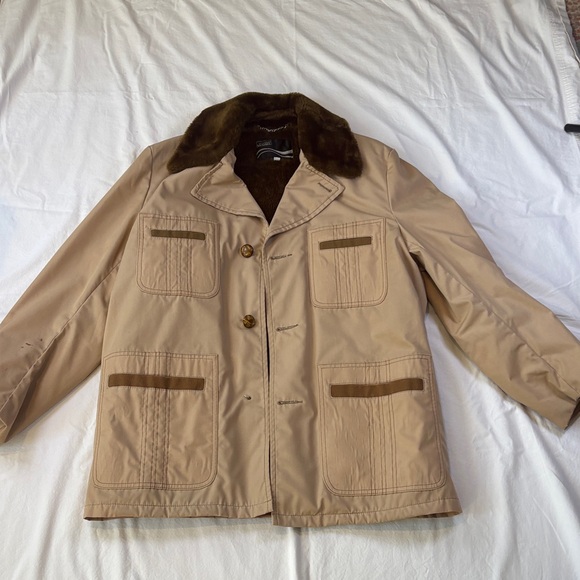 Montgomery Ward Other - Men's Vintage Tan Jacket with Brown Accents